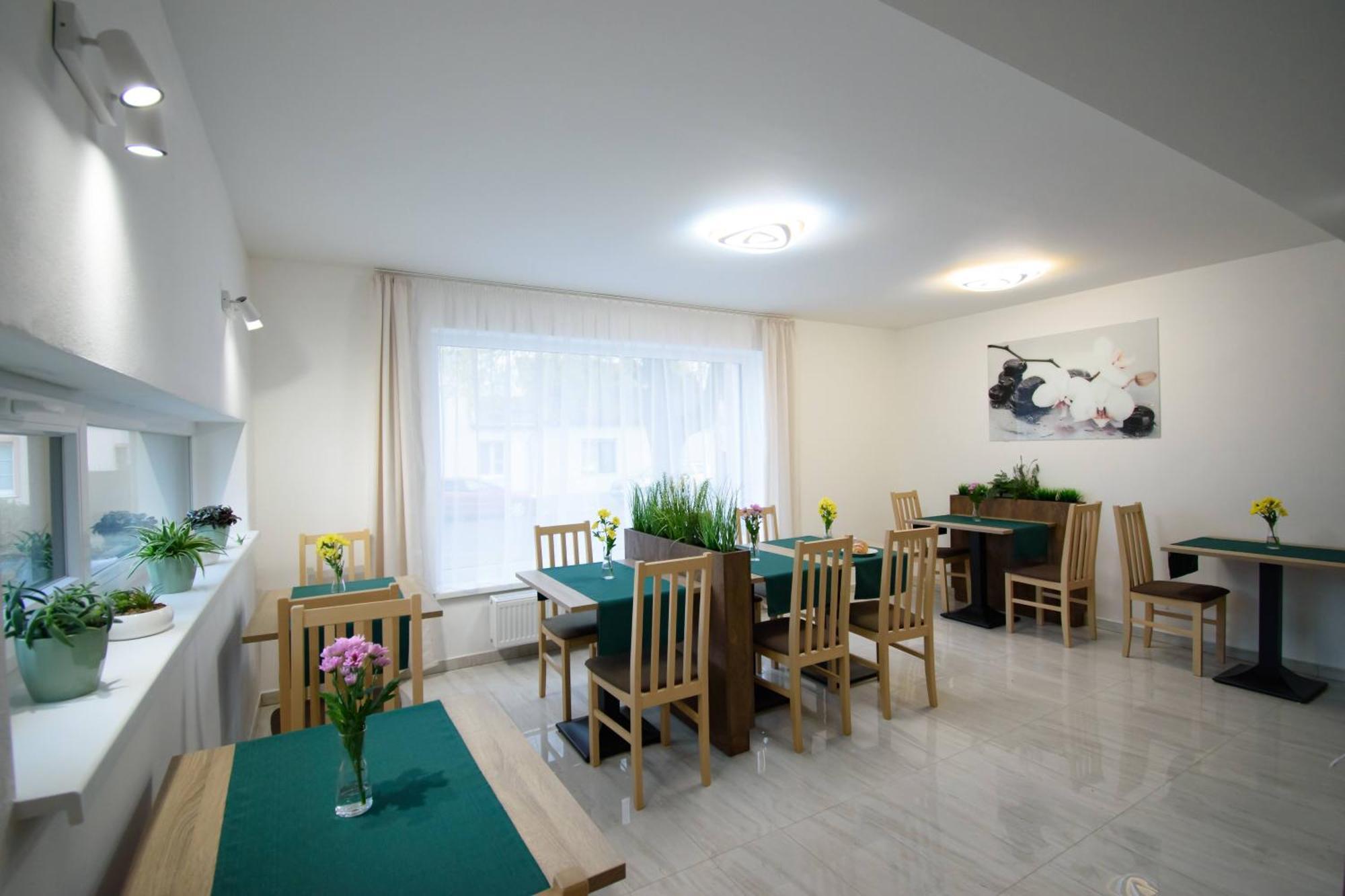 Solid Gold Garni Hotel Malacky Exterior photo